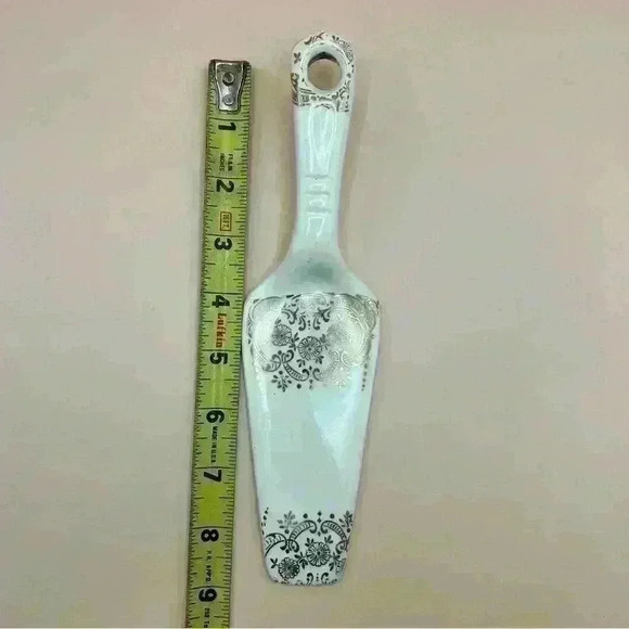 Vintage Mid-Century Ceramic 9” Pie & Cake Fine China Server Gold Scroll - Picture 7 of 7